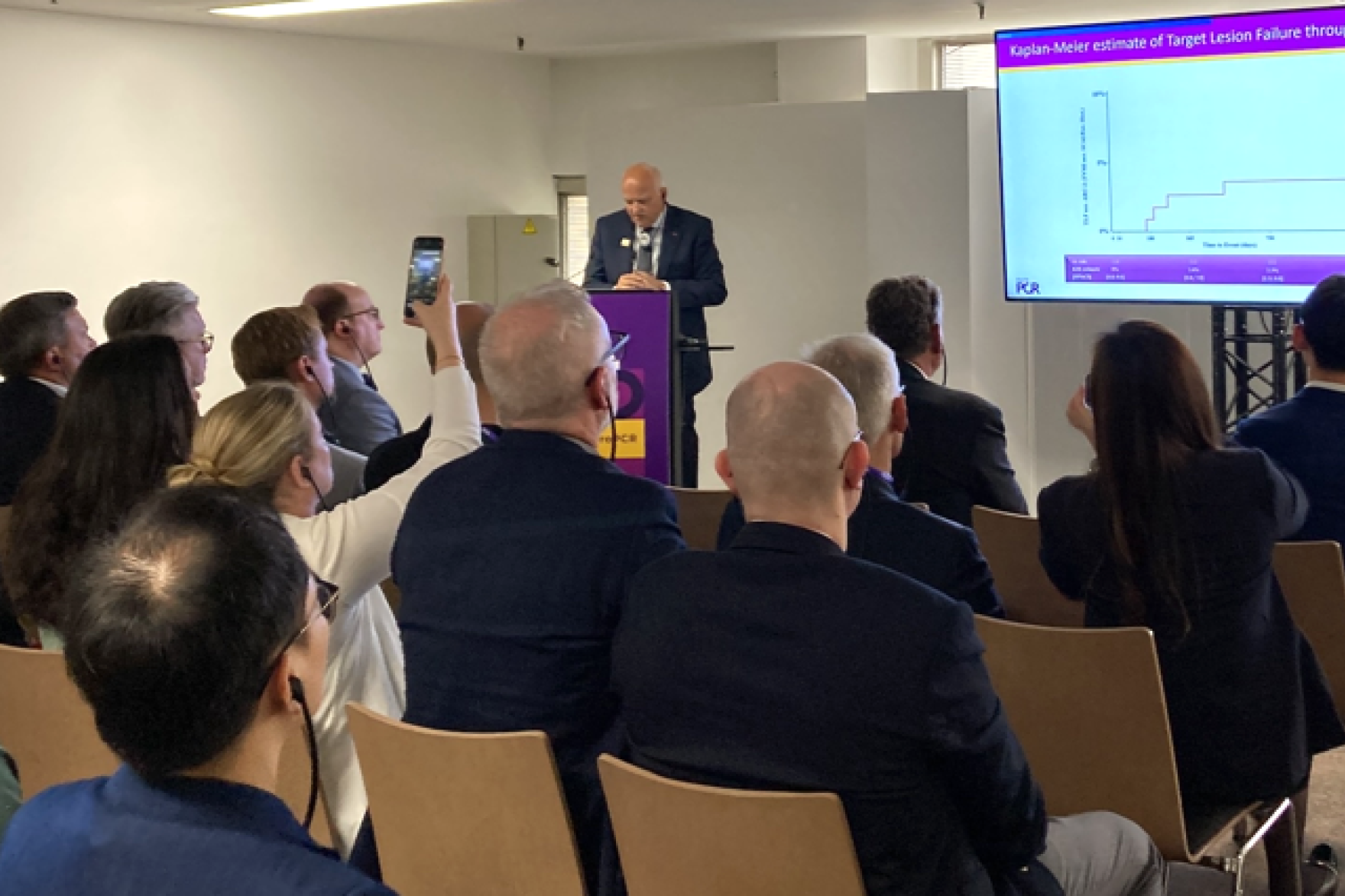 Prof. Haude presenting BIOMAG-I Three Year Data at EuroPCR